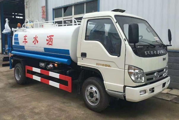 福田時(shí)代5噸綠化灑水車(chē)(不上牌灑水車(chē))