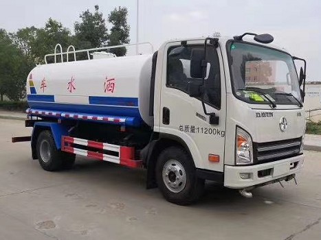 8噸灑水車(chē)參數_國六大運奧普力黃牌8方綠化灑水車(chē)廠(chǎng)家價(jià)格