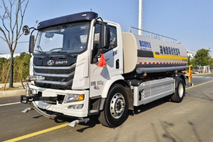 上汽純電動(dòng)13.5方灑水車(chē)_總質(zhì)量18噸灑水車(chē) 上汽純電動(dòng)13.5方灑水車(chē)_總質(zhì)量18噸灑水車(chē)